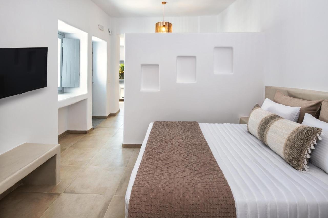 Hill Suites Fira  Bagian luar foto