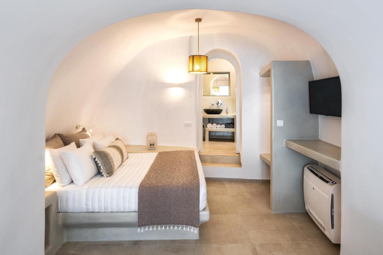 Hill Suites Fira  Bagian luar foto