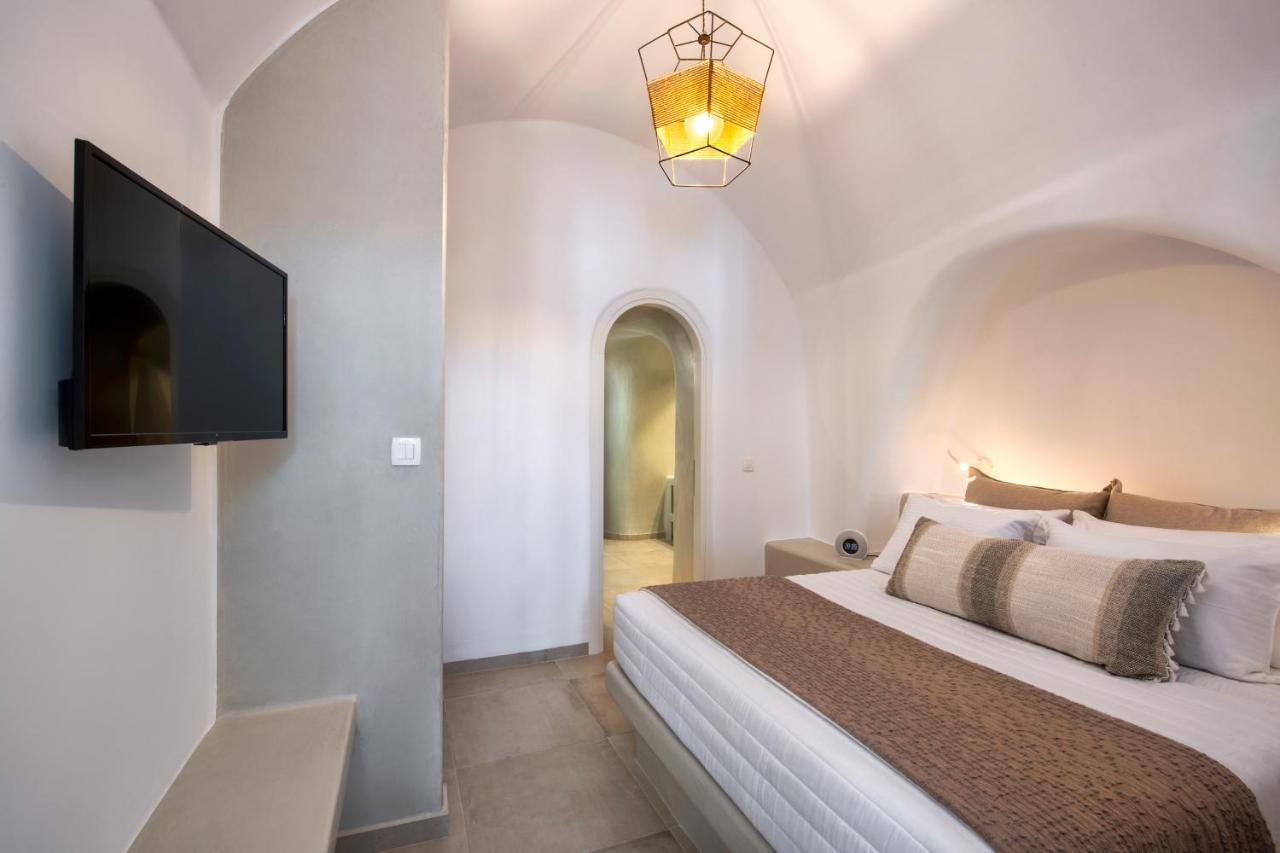 Hill Suites Fira  Bagian luar foto