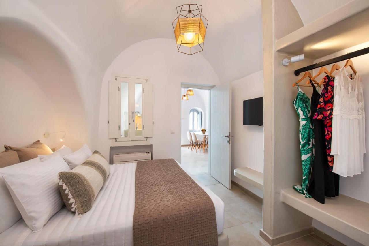 Hill Suites Fira  Bagian luar foto
