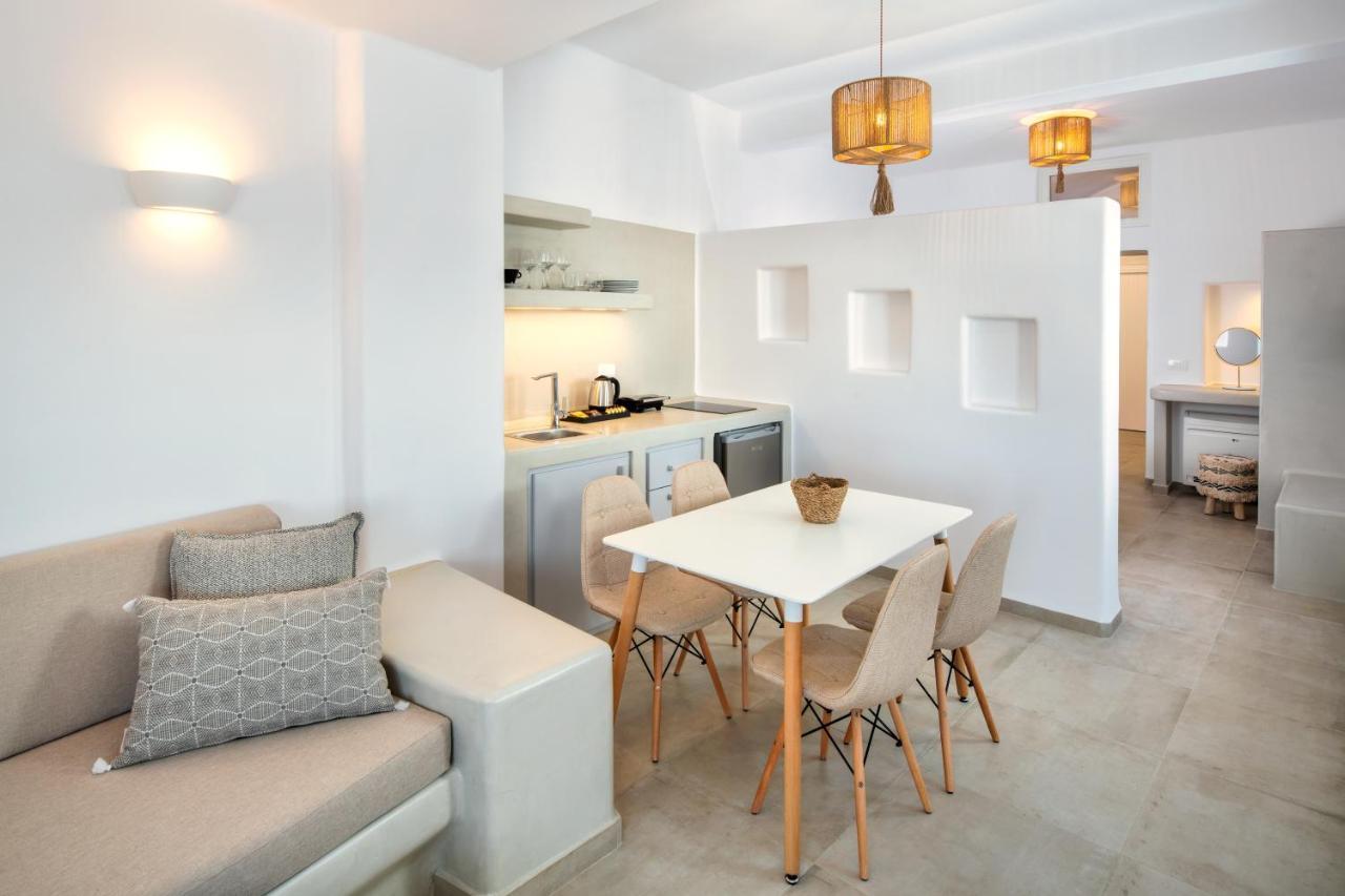 Hill Suites Fira  Bagian luar foto