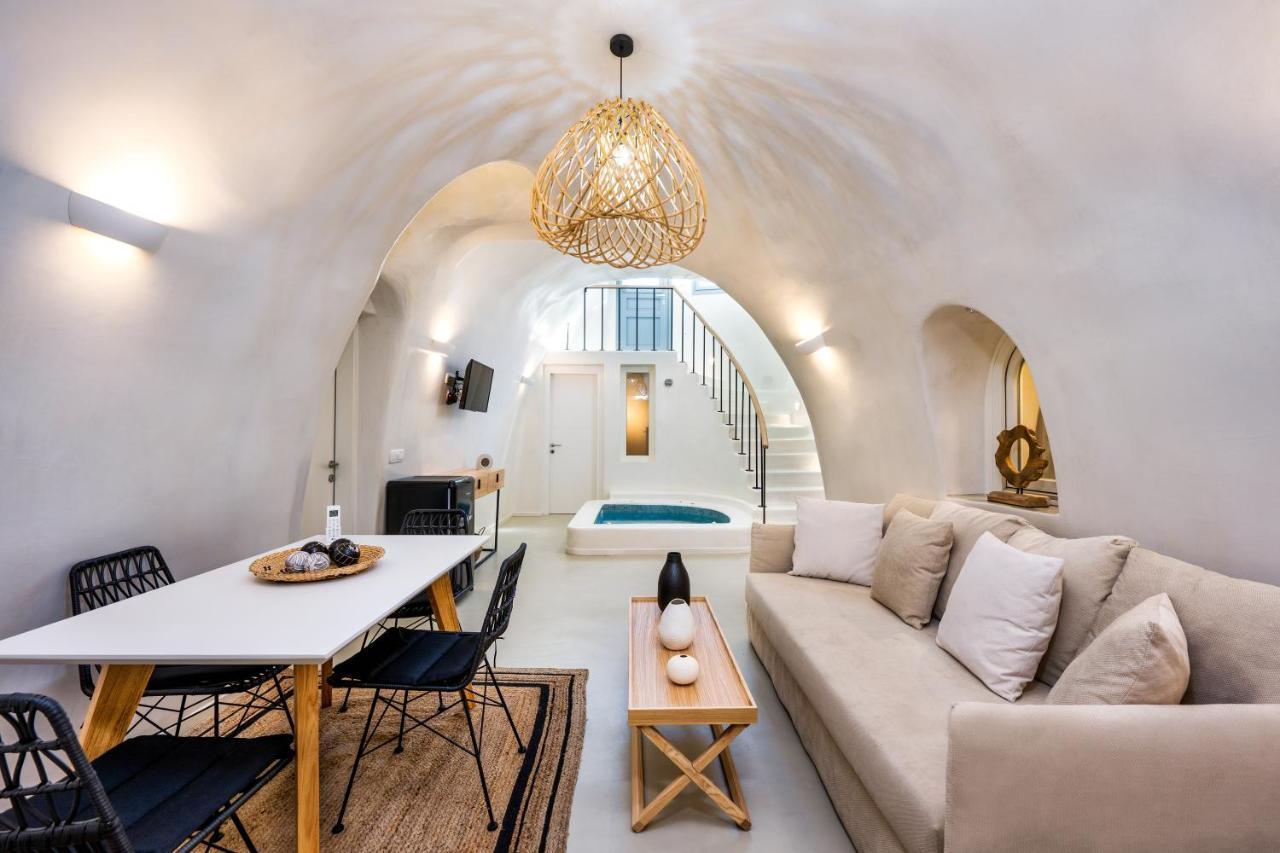 Hill Suites Fira  Bagian luar foto