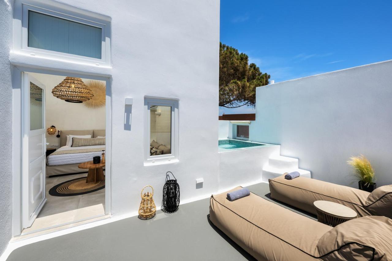 Hill Suites Fira  Bagian luar foto