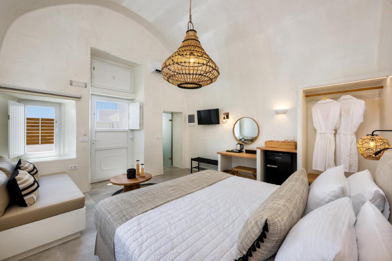 Hill Suites Fira  Bagian luar foto