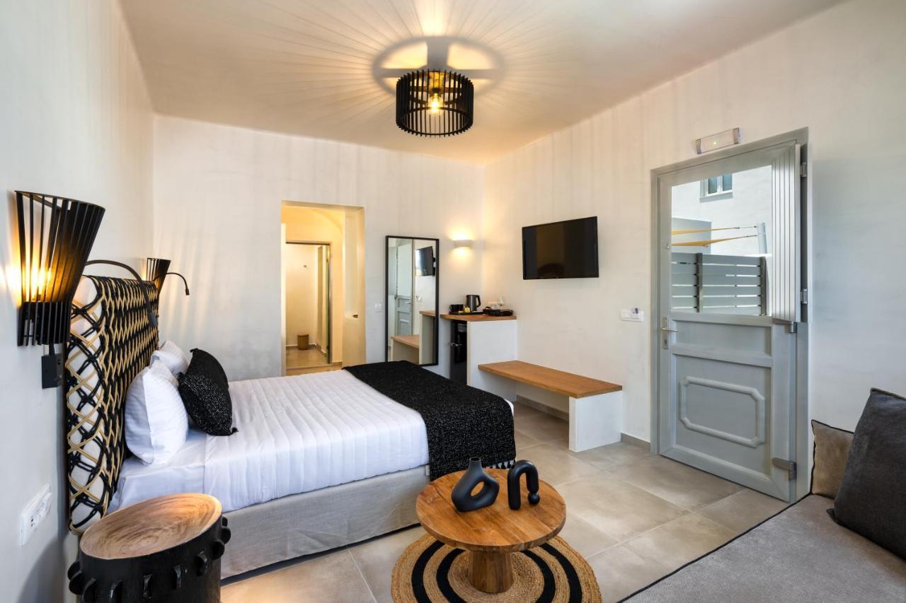 Hill Suites Fira  Bagian luar foto