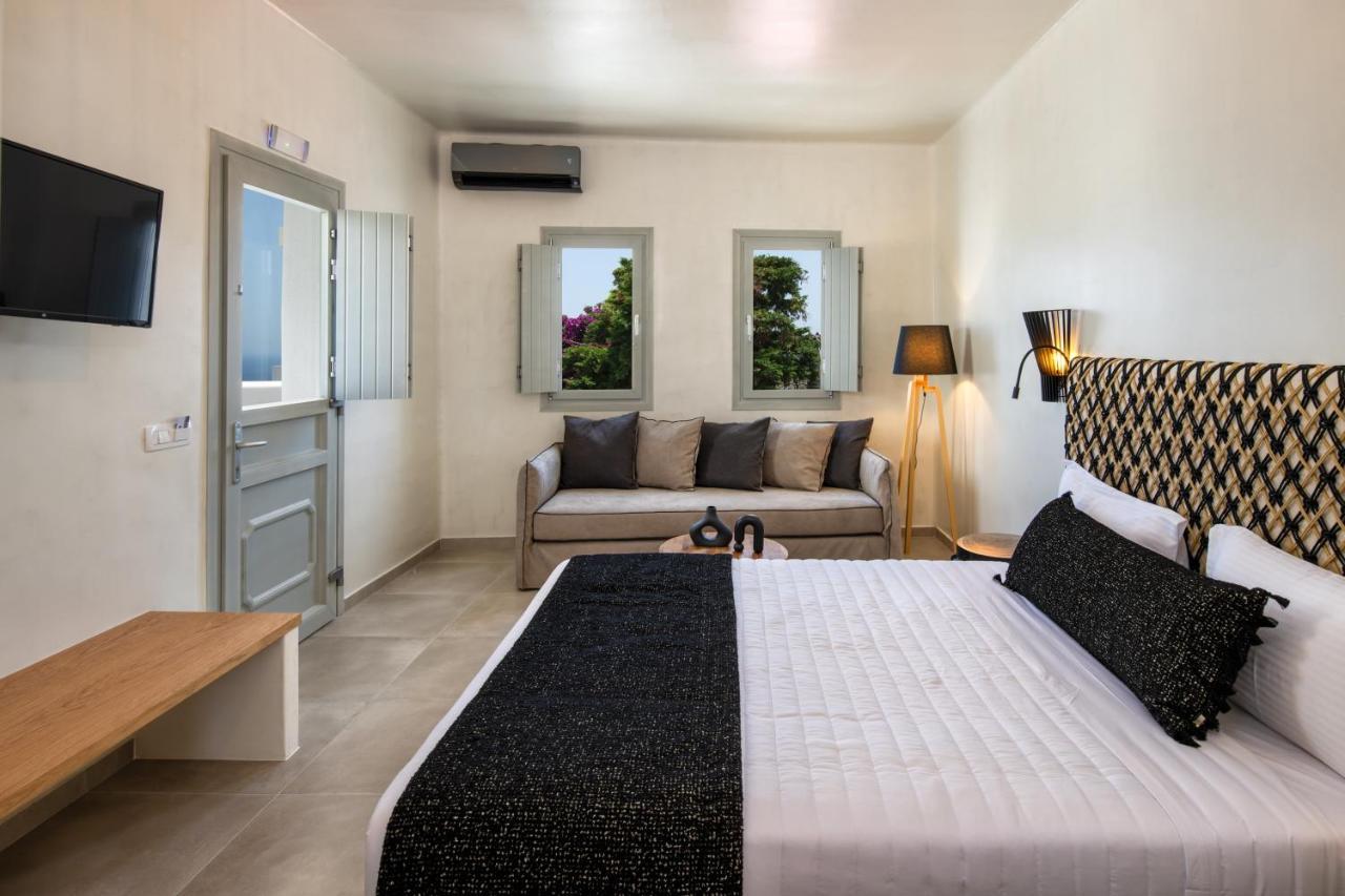 Hill Suites Fira  Bagian luar foto