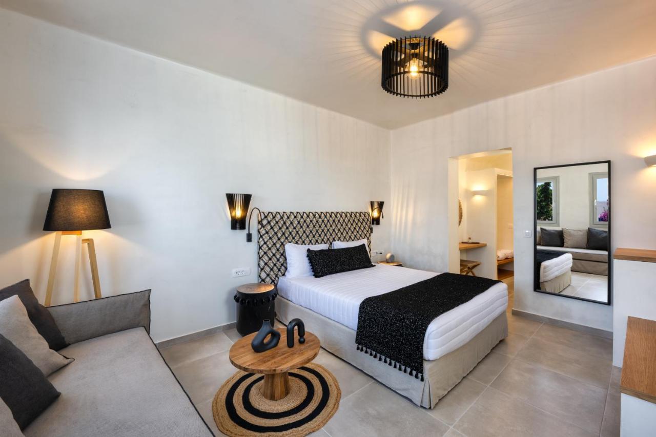 Hill Suites Fira  Bagian luar foto