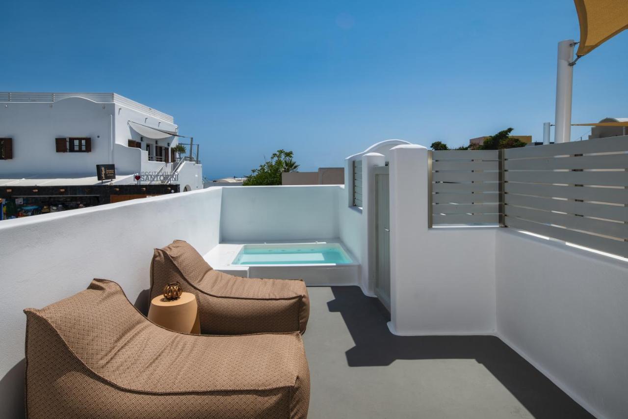 Hill Suites Fira  Bagian luar foto